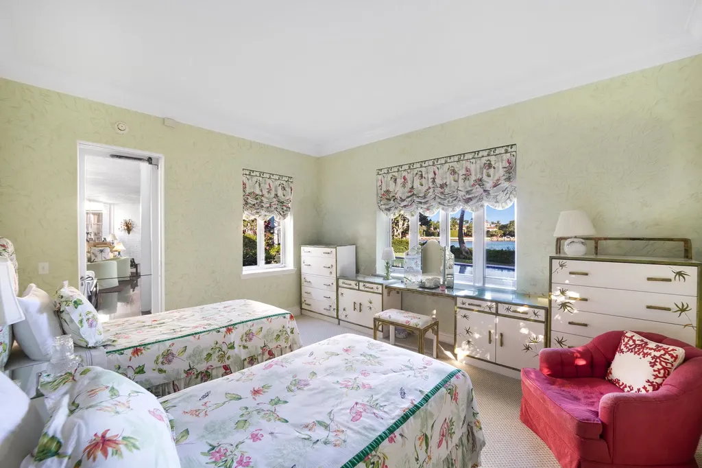 350 Island Road Palm Beach FL 33480