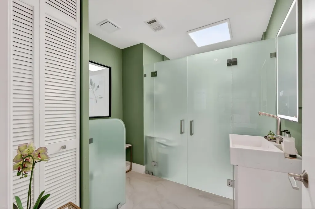 2648 NE 37th Drive Fort Lauderdale FL 33308