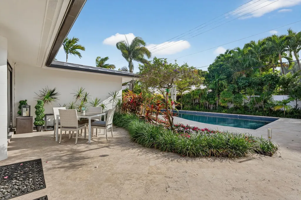 2648 NE 37th Drive Fort Lauderdale FL 33308