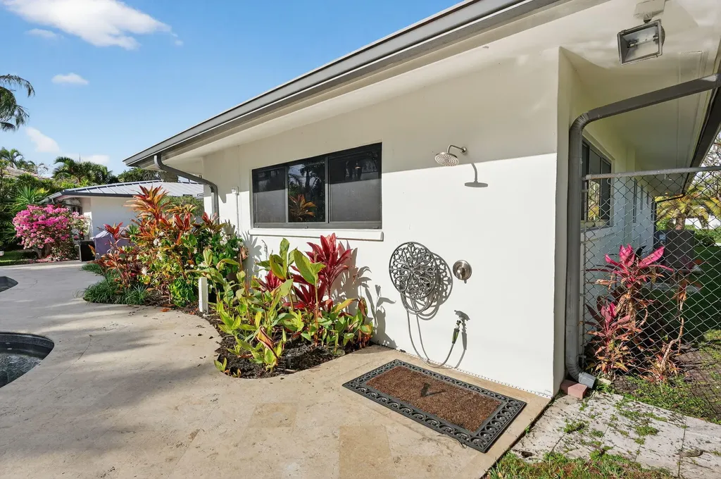 2648 NE 37th Drive Fort Lauderdale FL 33308