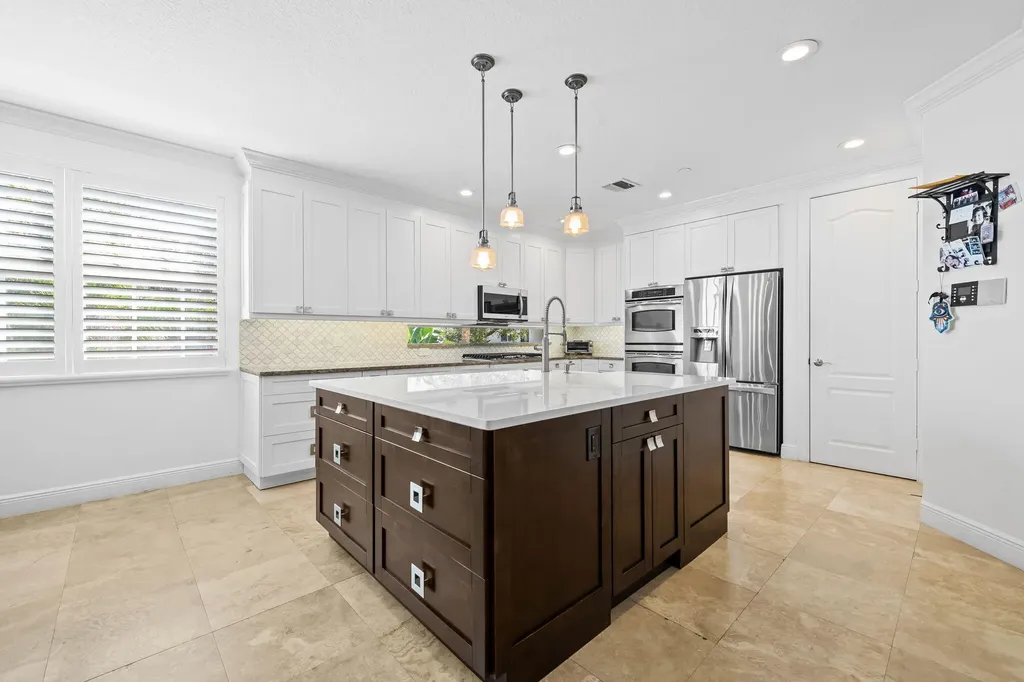 5580 NE Trieste Terrace Boca Raton FL 33487
