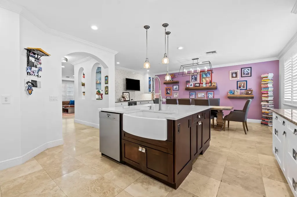 5580 NE Trieste Terrace Boca Raton FL 33487