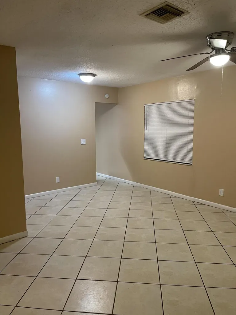 940 W 36th Street Riviera Beach FL 33404