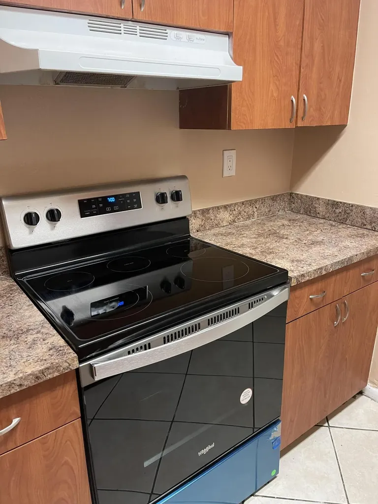 940 W 36th Street Riviera Beach FL 33404