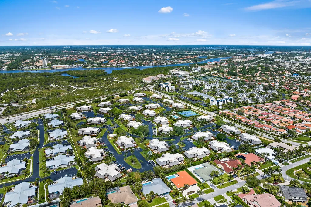 1420 Ocean Way Jupiter FL 33477