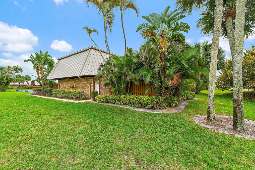 1420 Ocean Way Jupiter FL 33477