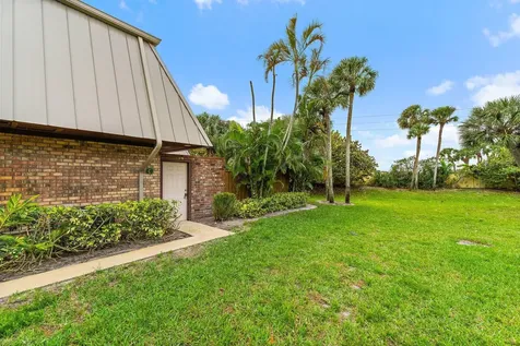 1420 Ocean Way Jupiter FL 33477