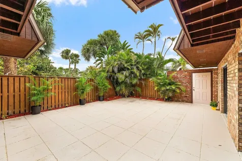 1420 Ocean Way Jupiter FL 33477
