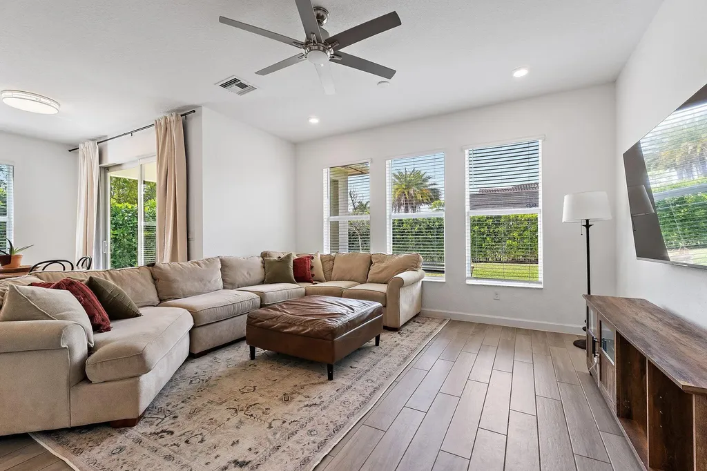 3235 Dunning Drive Royal Palm Beach FL 33411