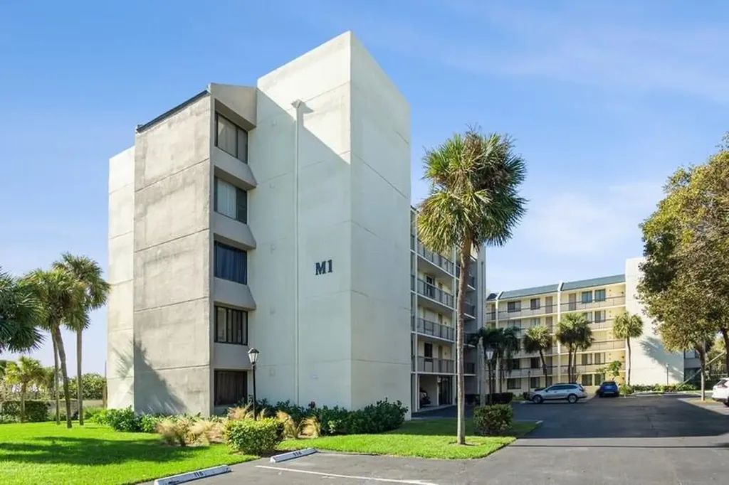 1605 S Us Highway 1 Jupiter FL 33477