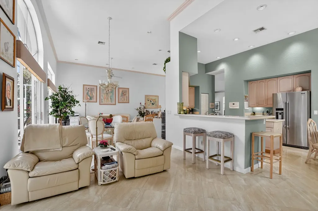 5184 NW 25th Way Boca Raton FL 33496
