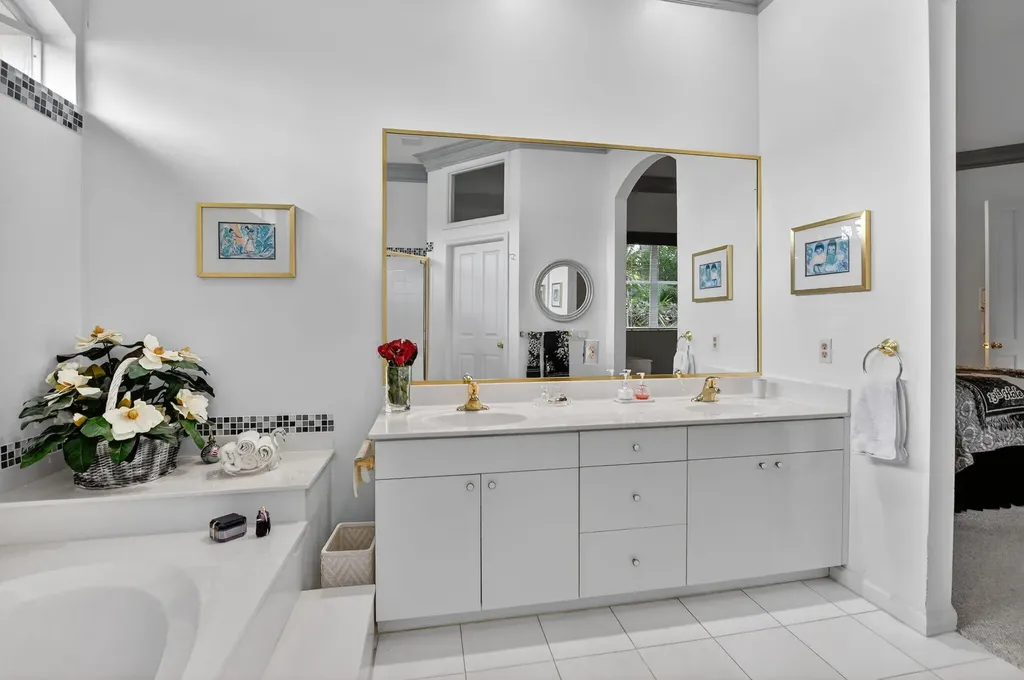 5184 NW 25th Way Boca Raton FL 33496