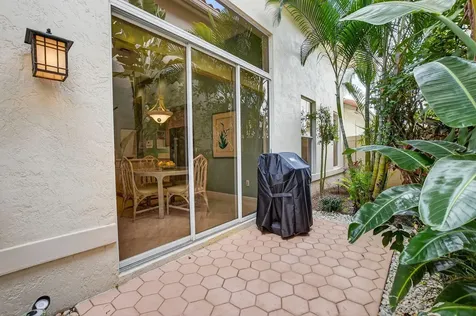 5184 NW 25th Way Boca Raton FL 33496