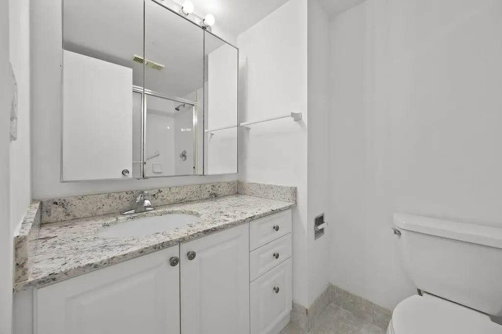 1401 S Federal Highway Boca Raton FL 33432