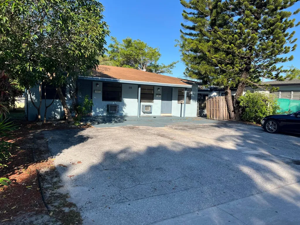115 N A Street Lake Worth Beach FL 33460