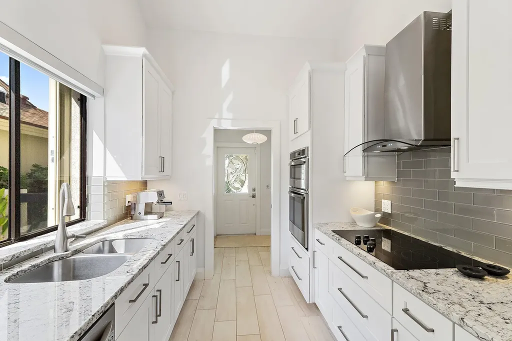 125 Harbourside Circle Jupiter FL 33477