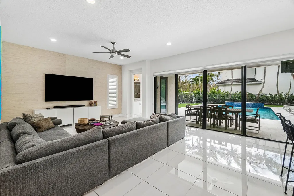 9566 Eden Roc Court Delray Beach FL 33446