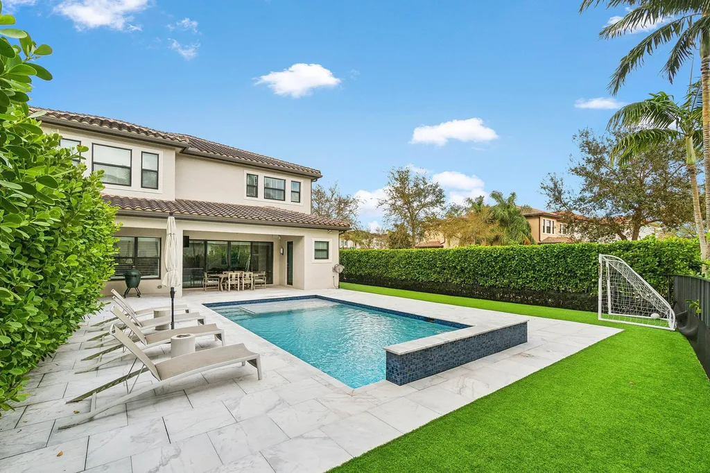 9566 Eden Roc Court Delray Beach FL 33446