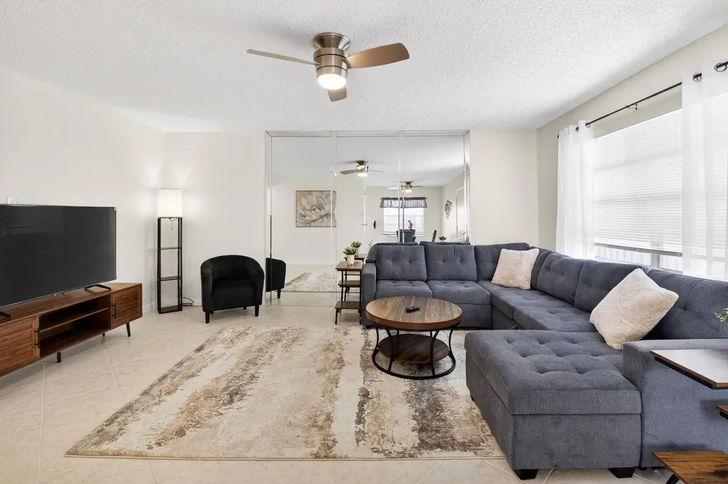 173 Flanders D Delray Beach FL 33484