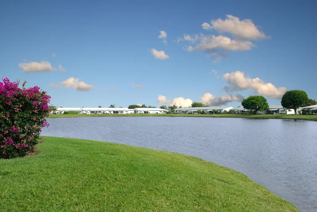 1005 Siesta Avenue Boynton Beach FL 33426