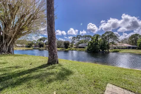 6062 Woodlake Road Jupiter FL 33458