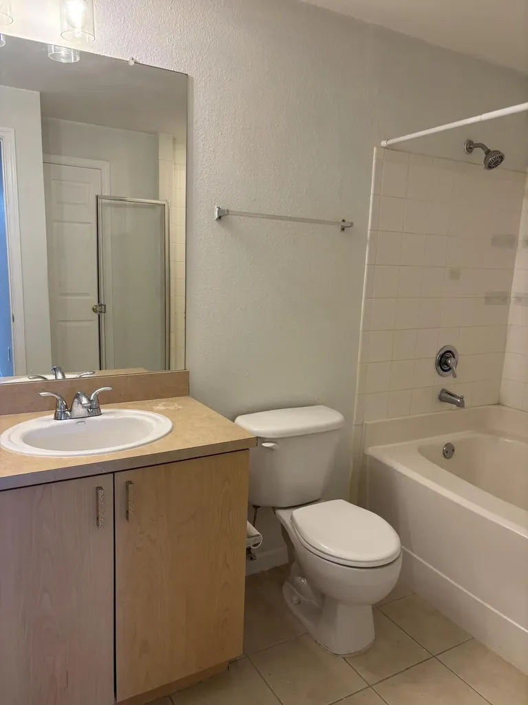 533 NE 3rd Avenue Fort Lauderdale FL 33301