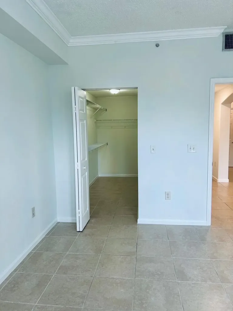 533 NE 3rd Avenue Fort Lauderdale FL 33301