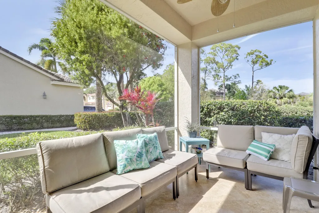 8400 Mulligan Circle Port St Lucie FL 34986