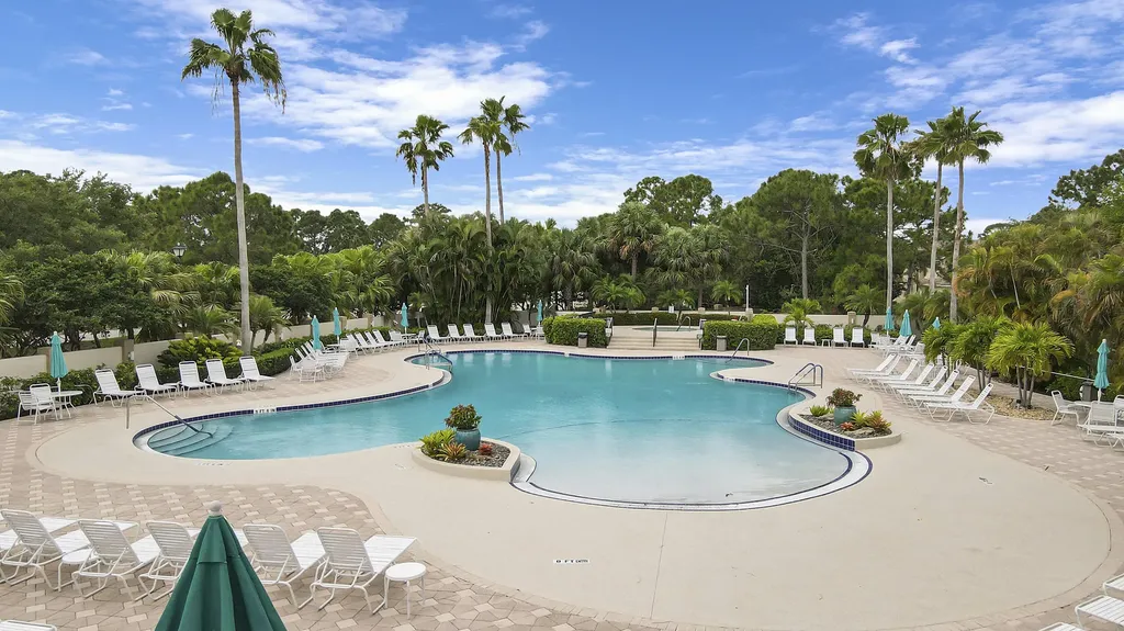 8400 Mulligan Circle Port St Lucie FL 34986