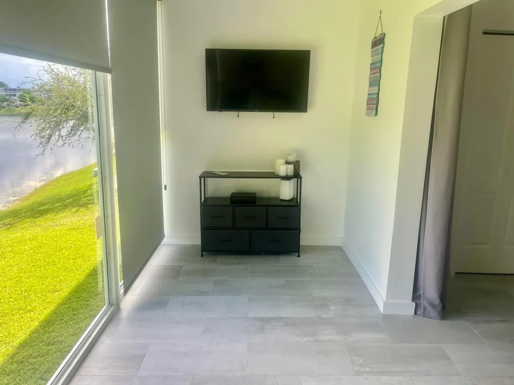2036 Harwood D Deerfield Beach FL 33442