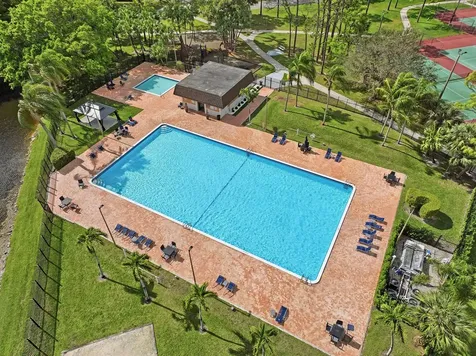 933 9th Lane Greenacres FL 33463