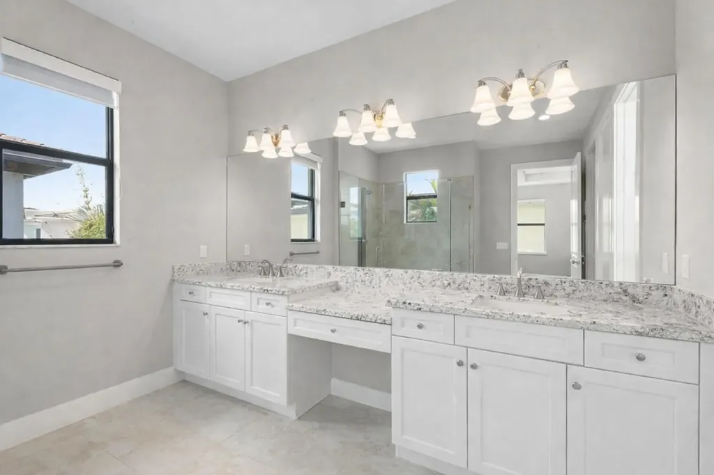 2093 Dickens Terrace Palm Beach Gardens FL 33418