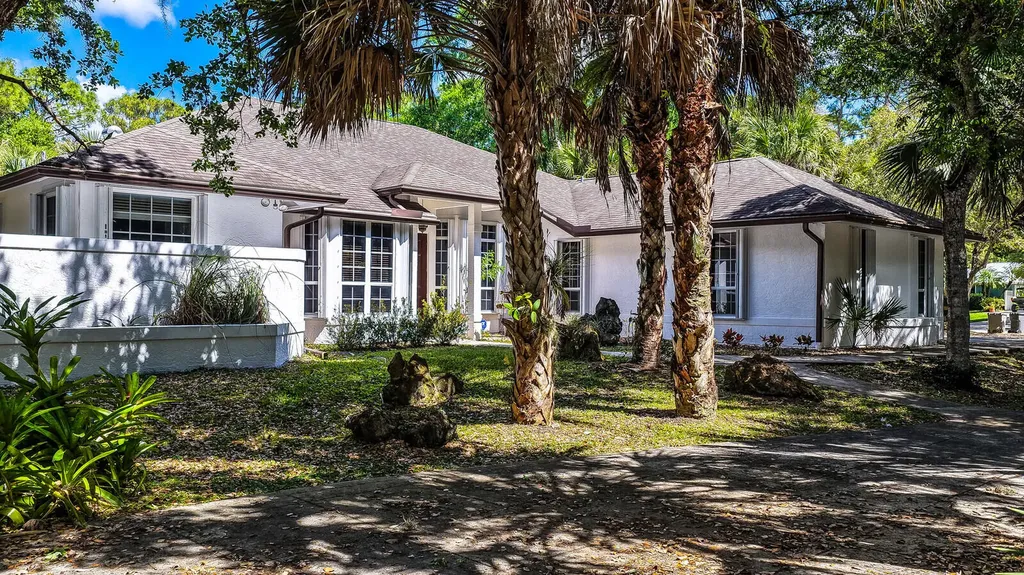 8349 150th Court N Palm Beach Gardens FL 33418