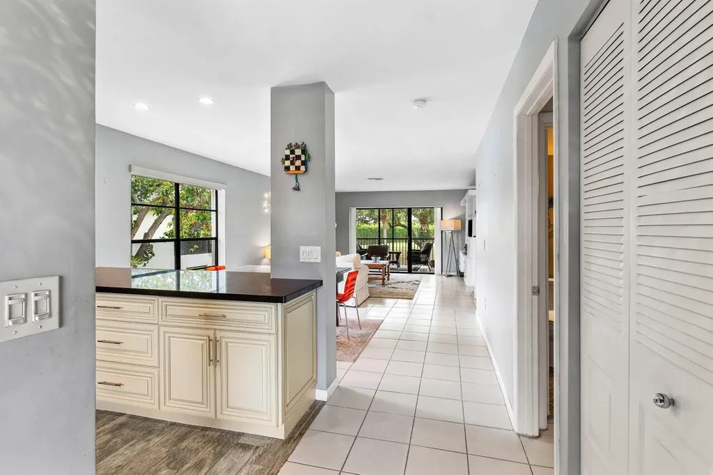 20 Southport Lane Boynton Beach FL 33436