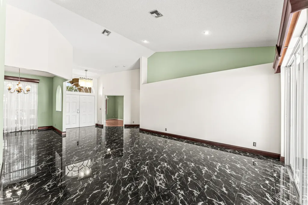 7839 Forestay Drive Lake Worth FL 33467