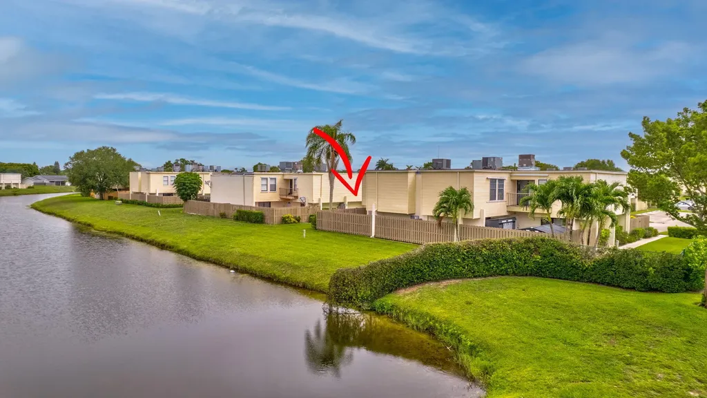1586 Shaker Circle Wellington FL 33414