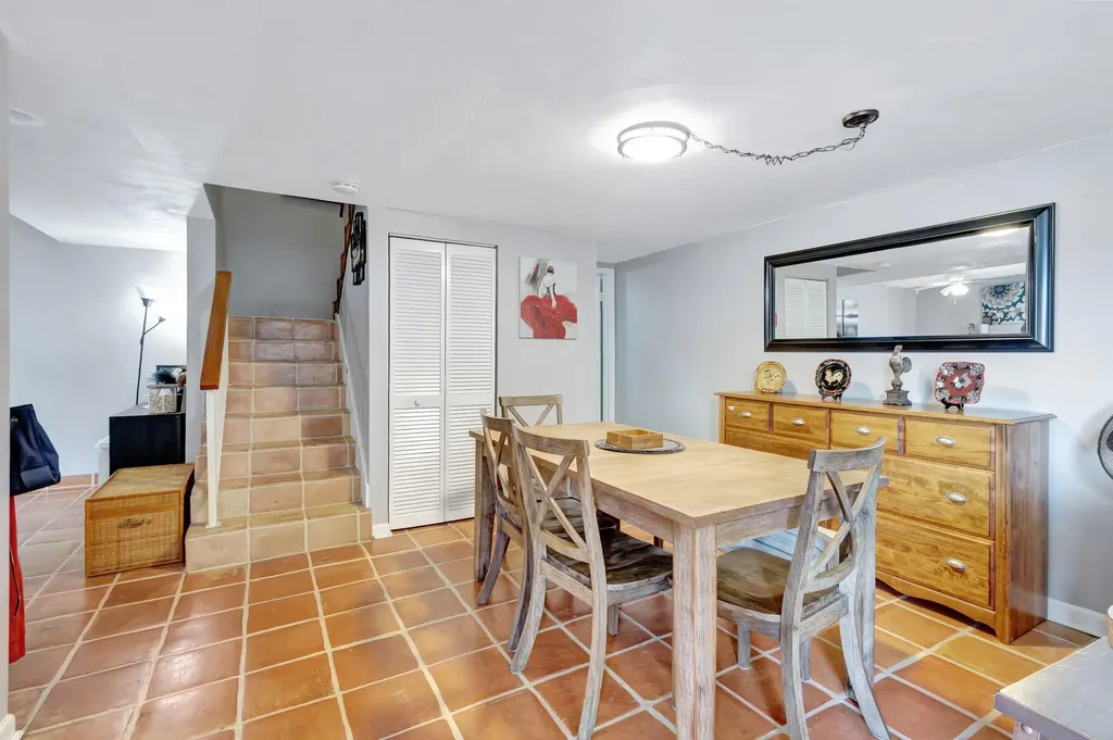 1586 Shaker Circle Wellington FL 33414
