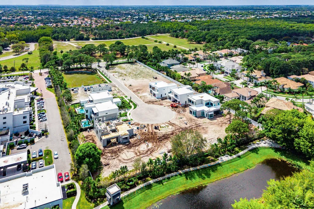 16670 Mosaic Place Delray Beach FL 33446