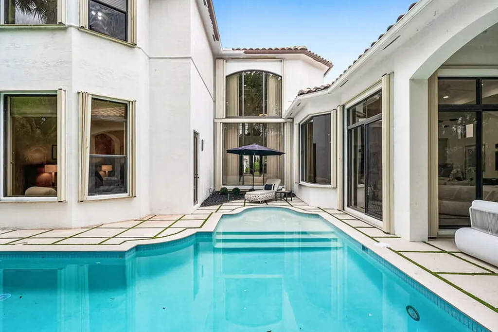 17798 Cadena Drive Boca Raton FL 33496