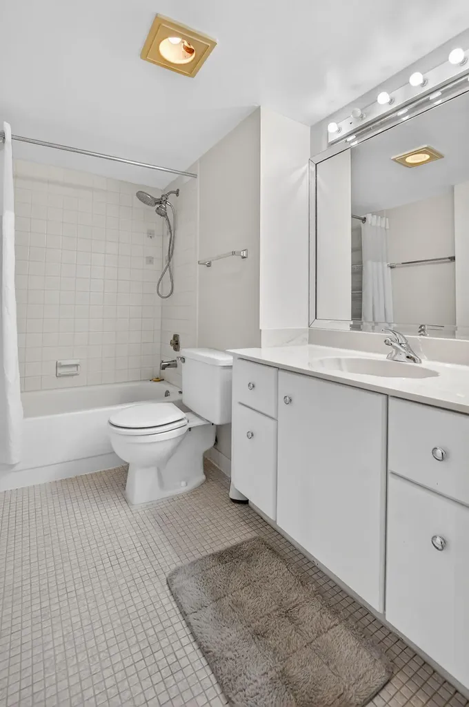 20 Royal Palm Way Boca Raton FL 33432