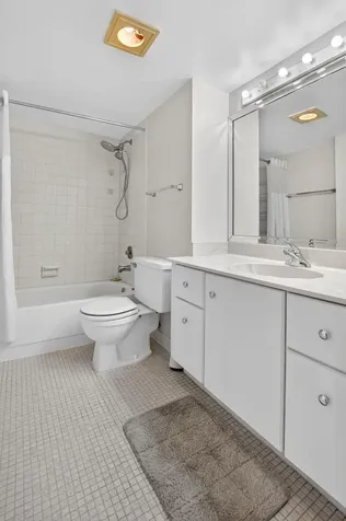 20 Royal Palm Way Boca Raton FL 33432