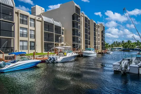 20 Royal Palm Way Boca Raton FL 33432