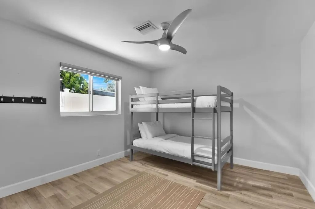 1920 NE 52nd Street Fort Lauderdale FL 33308