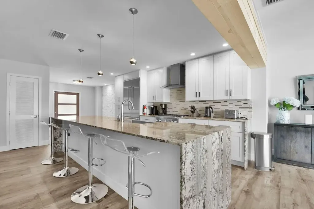 1920 NE 52nd Street Fort Lauderdale FL 33308