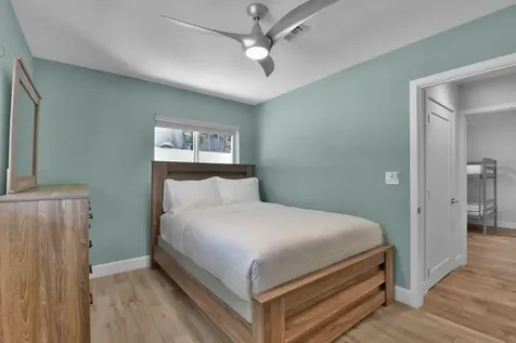 1920 NE 52nd Street Fort Lauderdale FL 33308