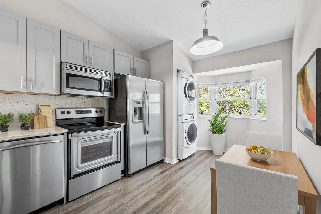 3504 Briar Bay Boulevard West Palm Beach FL 33411