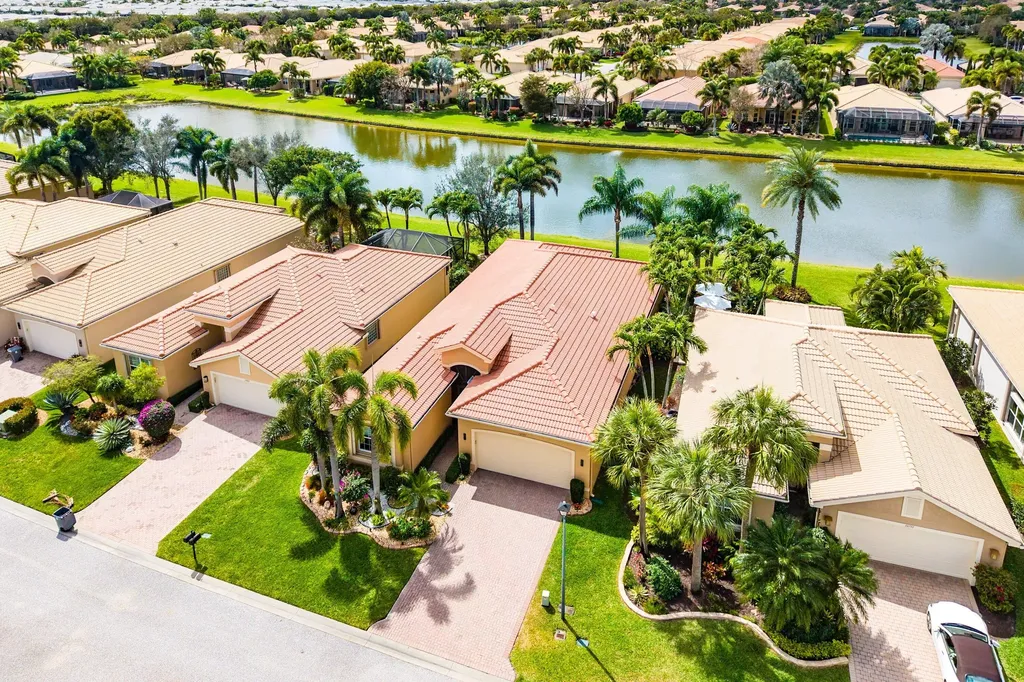 10797 Carmelcove Circle Boynton Beach FL 33473