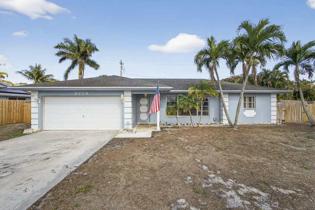 9774 Jonquil Circle S Palm Beach Gardens FL 33410