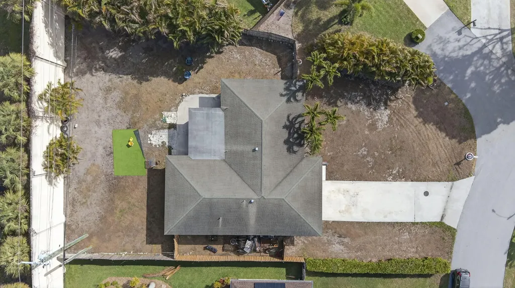 9774 Jonquil Circle S Palm Beach Gardens FL 33410