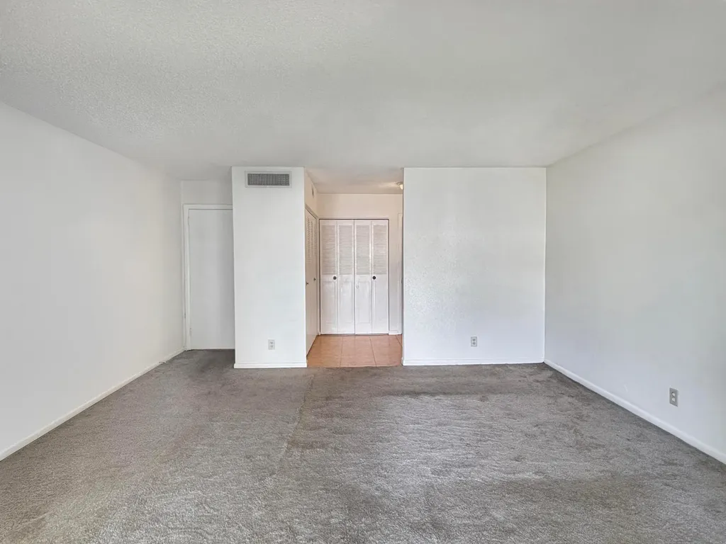 390 Golfview Road North Palm Beach FL 33408
